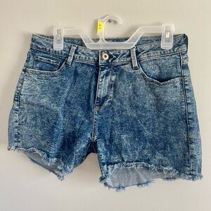 *Bundle 3 items for $6!!* Arizona Jean Shorts